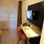 Hotel Zur Flueh 3*