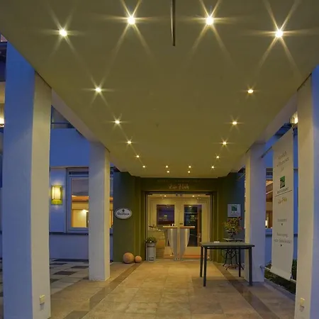 Zur Flueh 3* バート・ゼッキンゲン